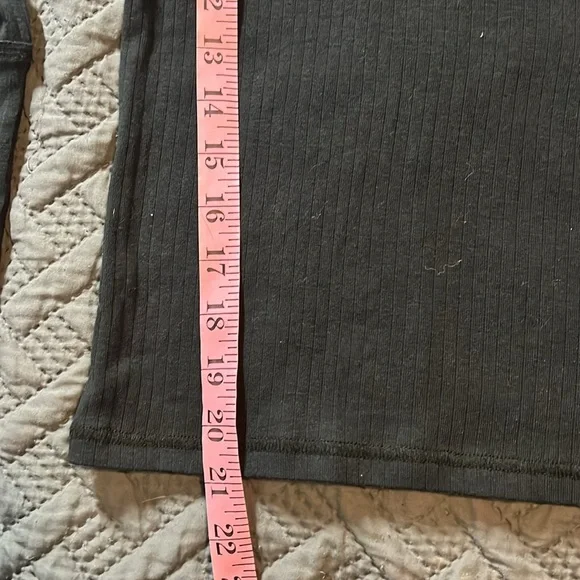 NWT Free People : Black Long Sleeve VNeck - XS - Picture 5 of 8